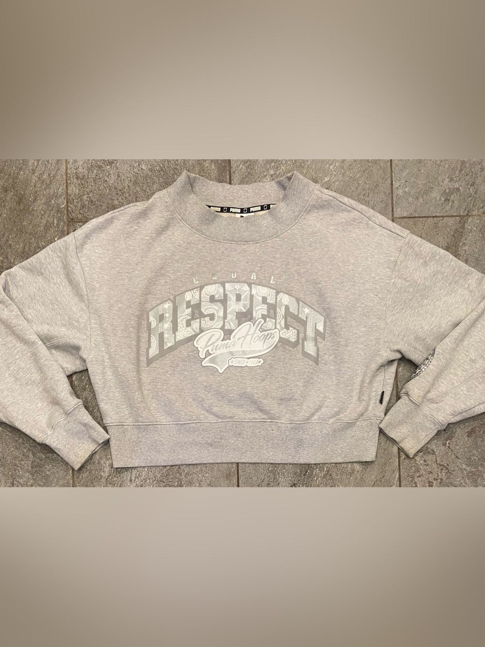 Puma 1 of 1 Sample Cropped Sweatshirt - Small - Oversized Fit